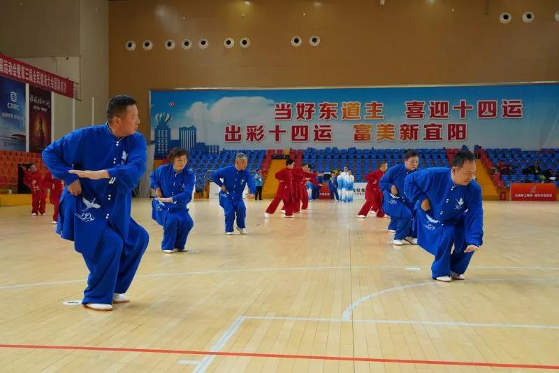 第十四届健身气功比赛视频,全民健身运动会健身气功比赛