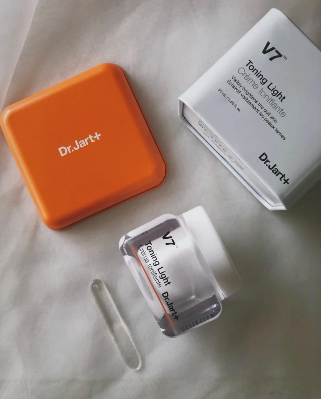 平时不化妆的女生适合哪款素颜霜,好用不脱妆不暗沉的素颜霜