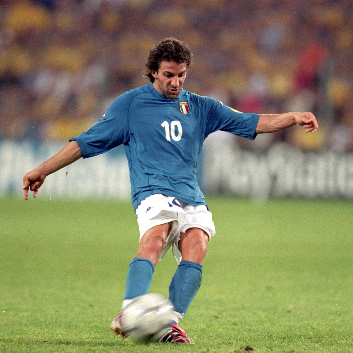 意大利2000欧锦赛足球服,2000年欧洲杯意大利队战袍