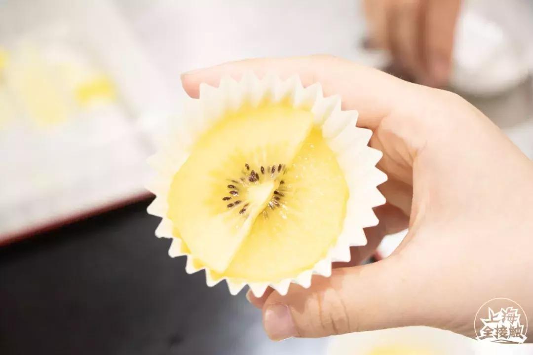 在上海怎么月入过万,在上海月入5000怎么活