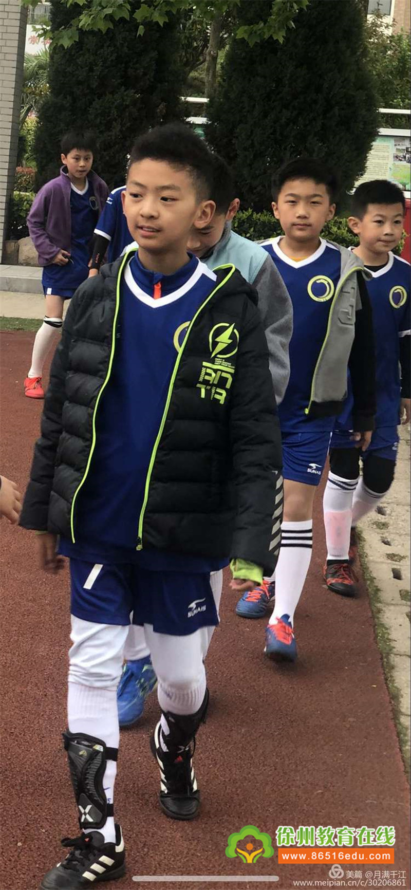 2021区长杯中泰小学足球比赛视频,2019年市长杯足球比赛小学