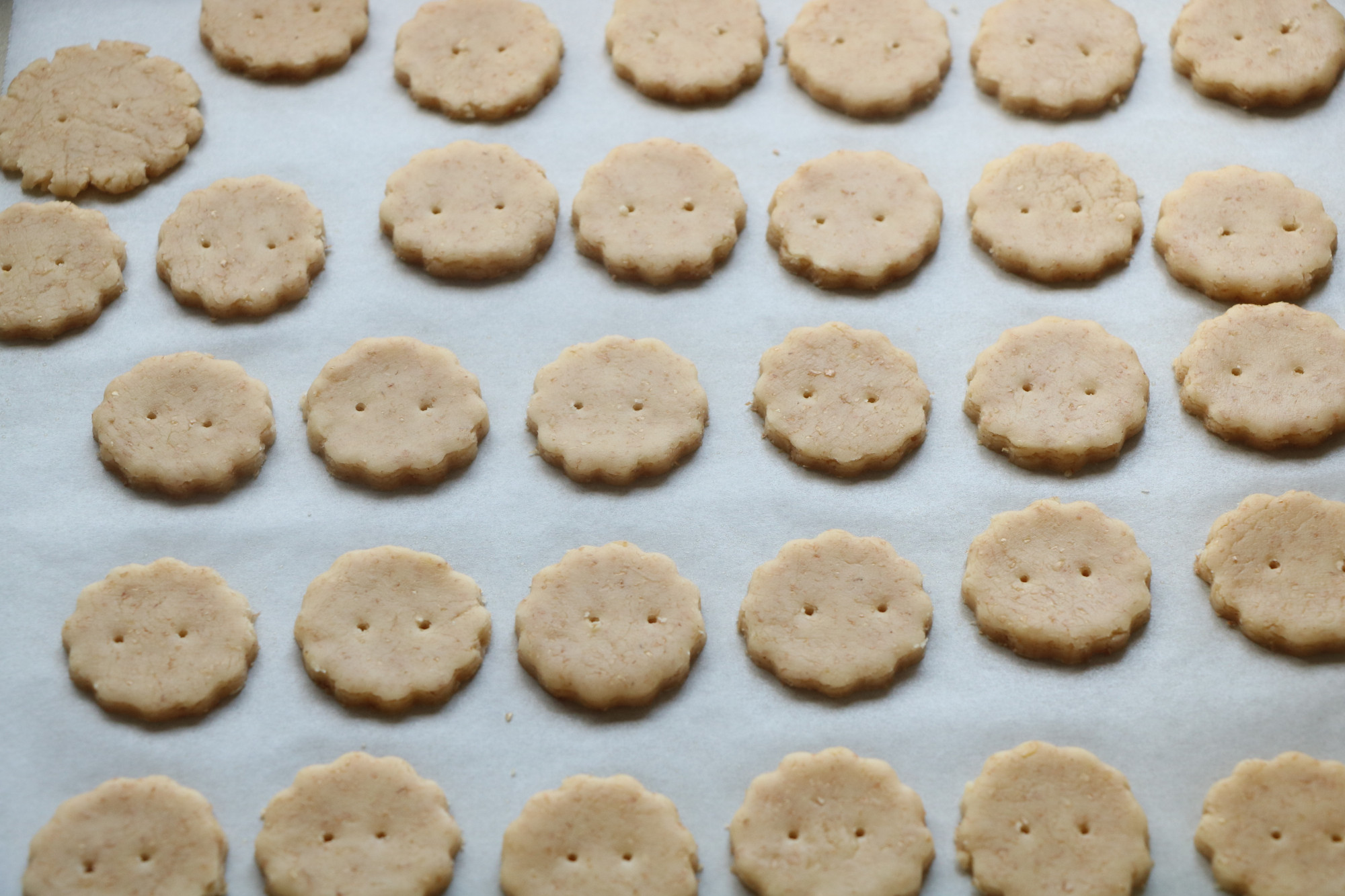 又香又酥的粗粮饼干,全麦饼干怎么做会酥脆