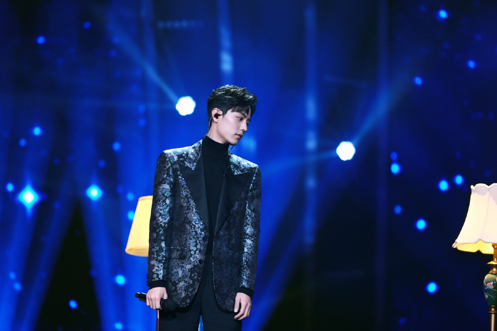 肖战白吗,肖战很白吗