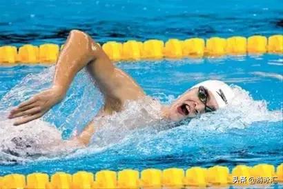 自由泳游完胳膊一抬起来就疼,为什么每次游自由泳胳膊内侧痛