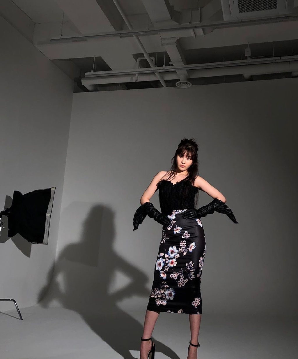 朴秀荣的衬衫裙,朴秀荣碎花裙穿搭