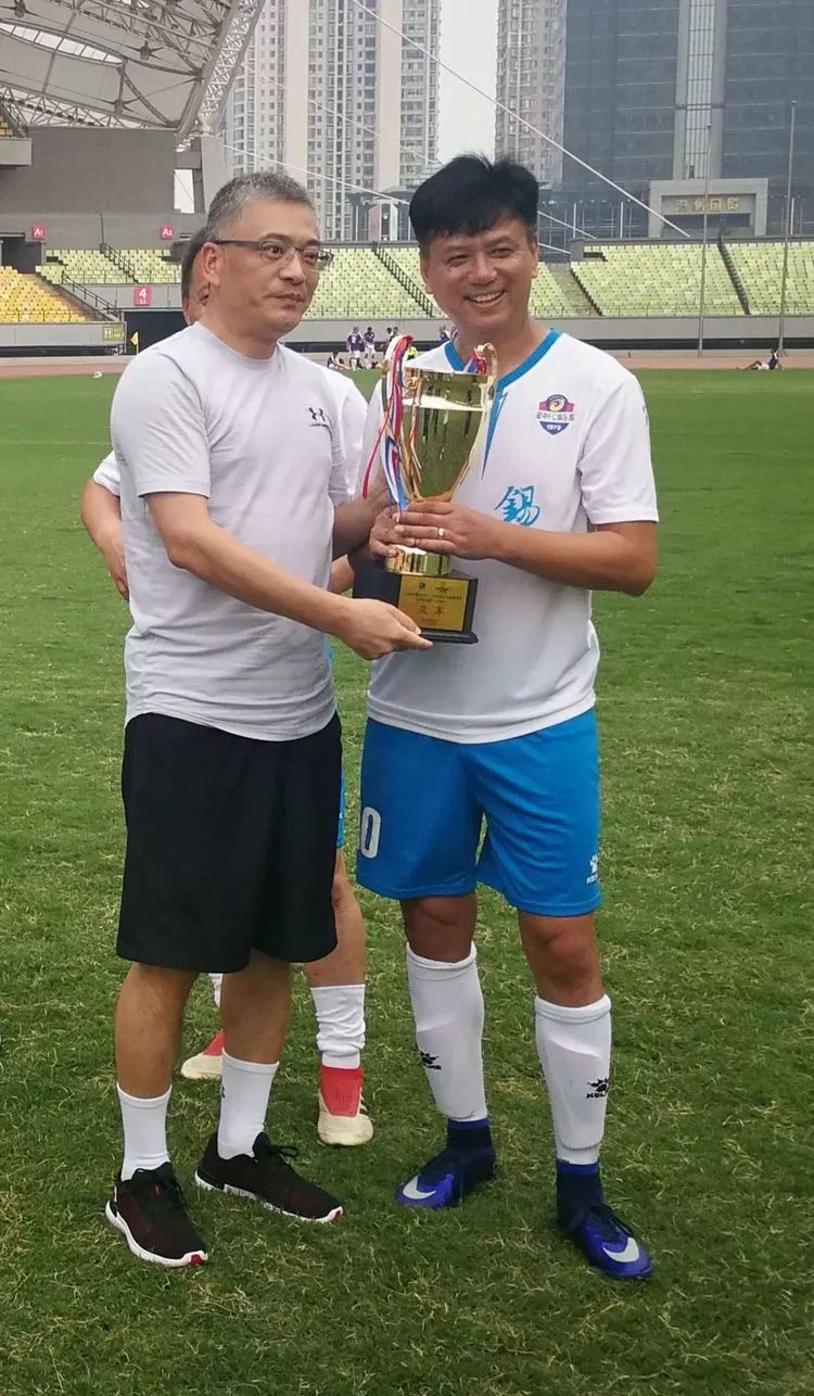 江阴第八届足球联赛,江阴市篮球联赛冠军