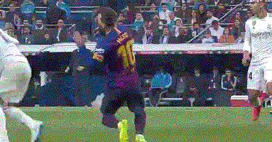 足球场激情对抗,现役11人最强足球球员组成的阵容