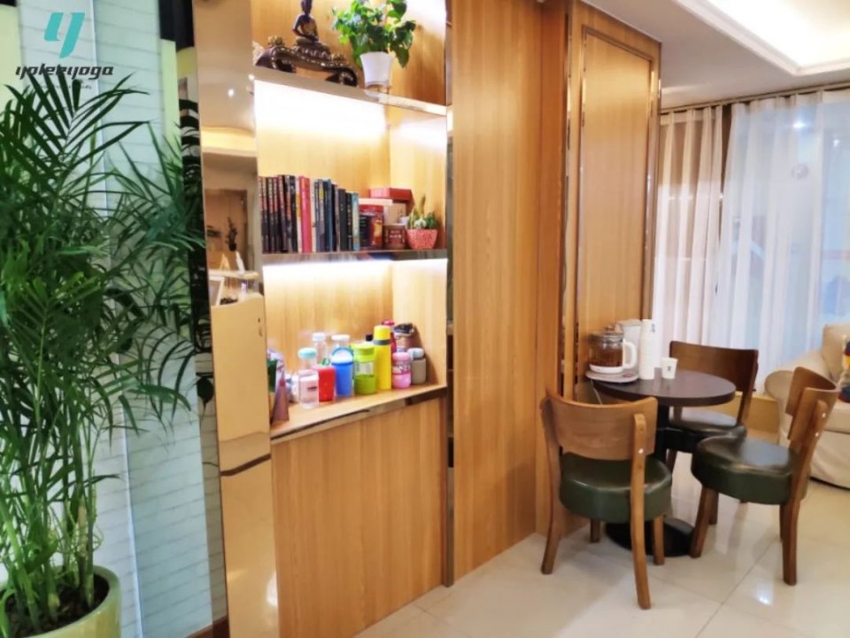 瑜伽提升自己气质的动作,瑜伽提升气质教程在家练