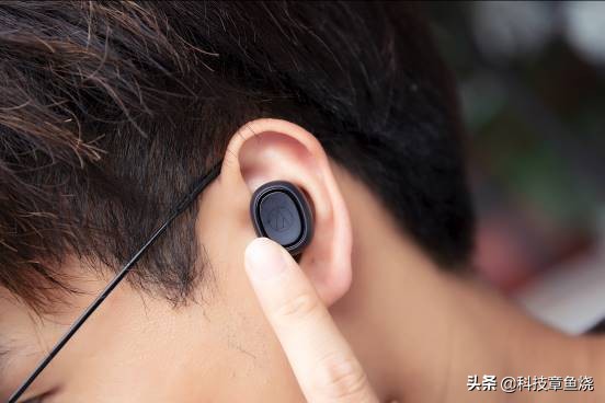 新一代的无线耳机,真正的黑科技无线耳机