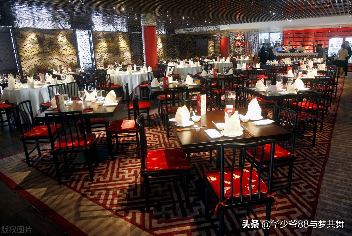 餐厅服务员点菜操作流程视频,餐厅服务员点菜技巧及用语流程