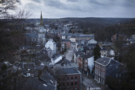 卡塔尔道路,卡塔尔的足球打得怎么样