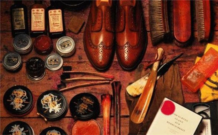 怎样保养皮鞋结实耐穿,平时该怎样保养漆皮皮鞋
