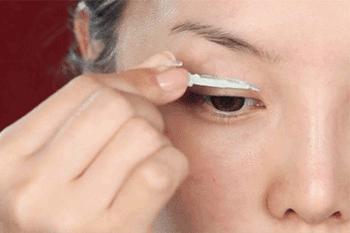 momo墨褐花生酱同款美瞳 (美瞳放大100倍后的样子)