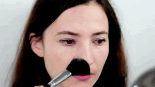 如何让鼻子变得小巧精致,怎么让自己的鼻子看起来小点