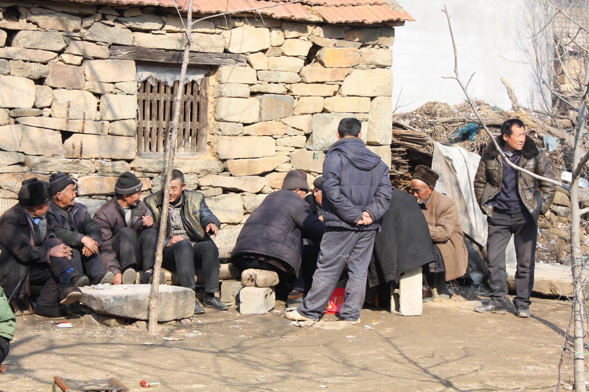 干净的冬天必定是个脏年,干净的冬天必定是脏年是什么意思