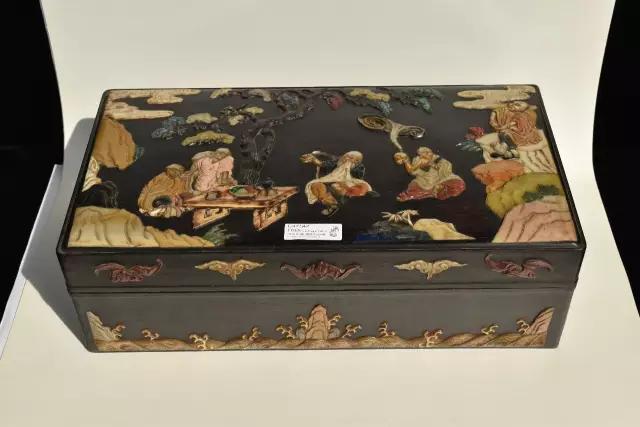 王连勤讲黄花梨,如何鉴别黄花梨和紫檀