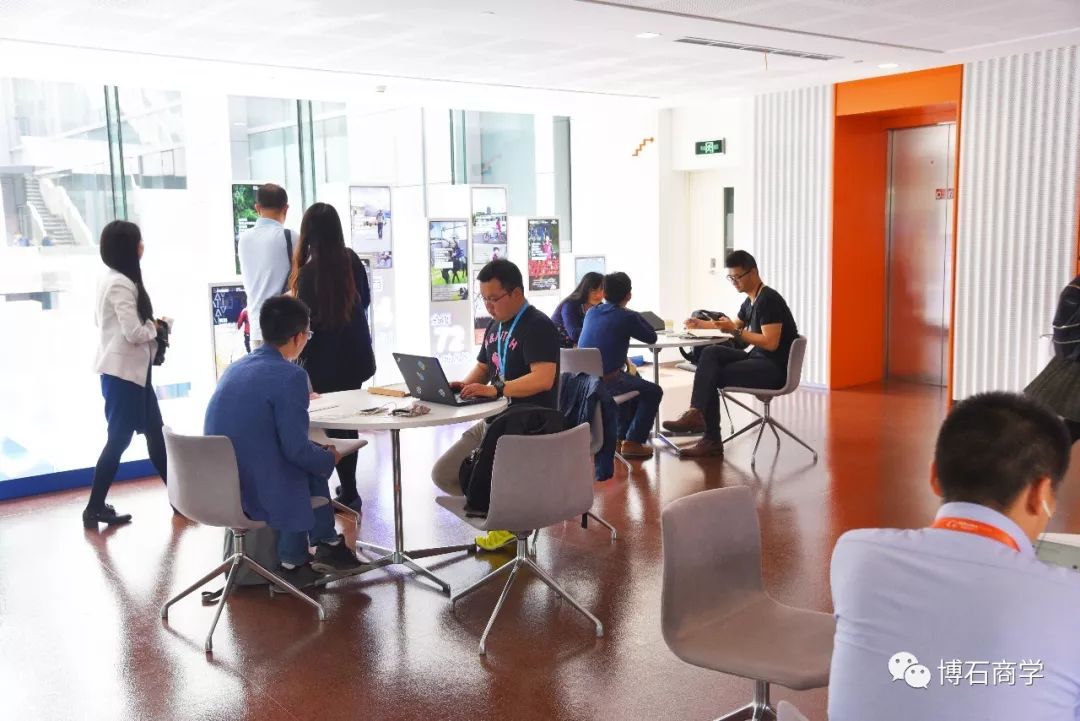 “最后一天上班的马云”从马云看阿里巴巴