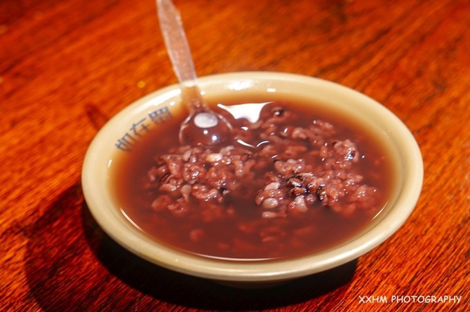 成都本地人去的最好吃的美食,中国姑娘吃成都美食