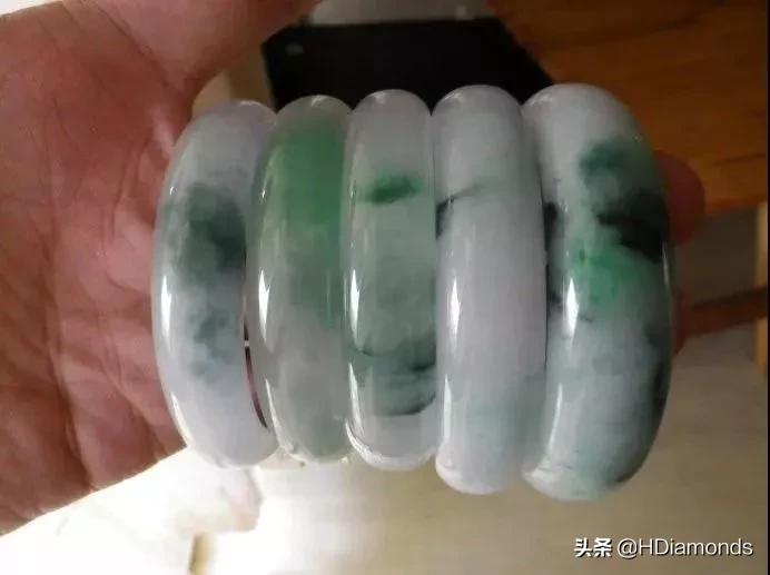 直播翡翠鉴别技巧有哪些,live直播基地卖的翡翠真假