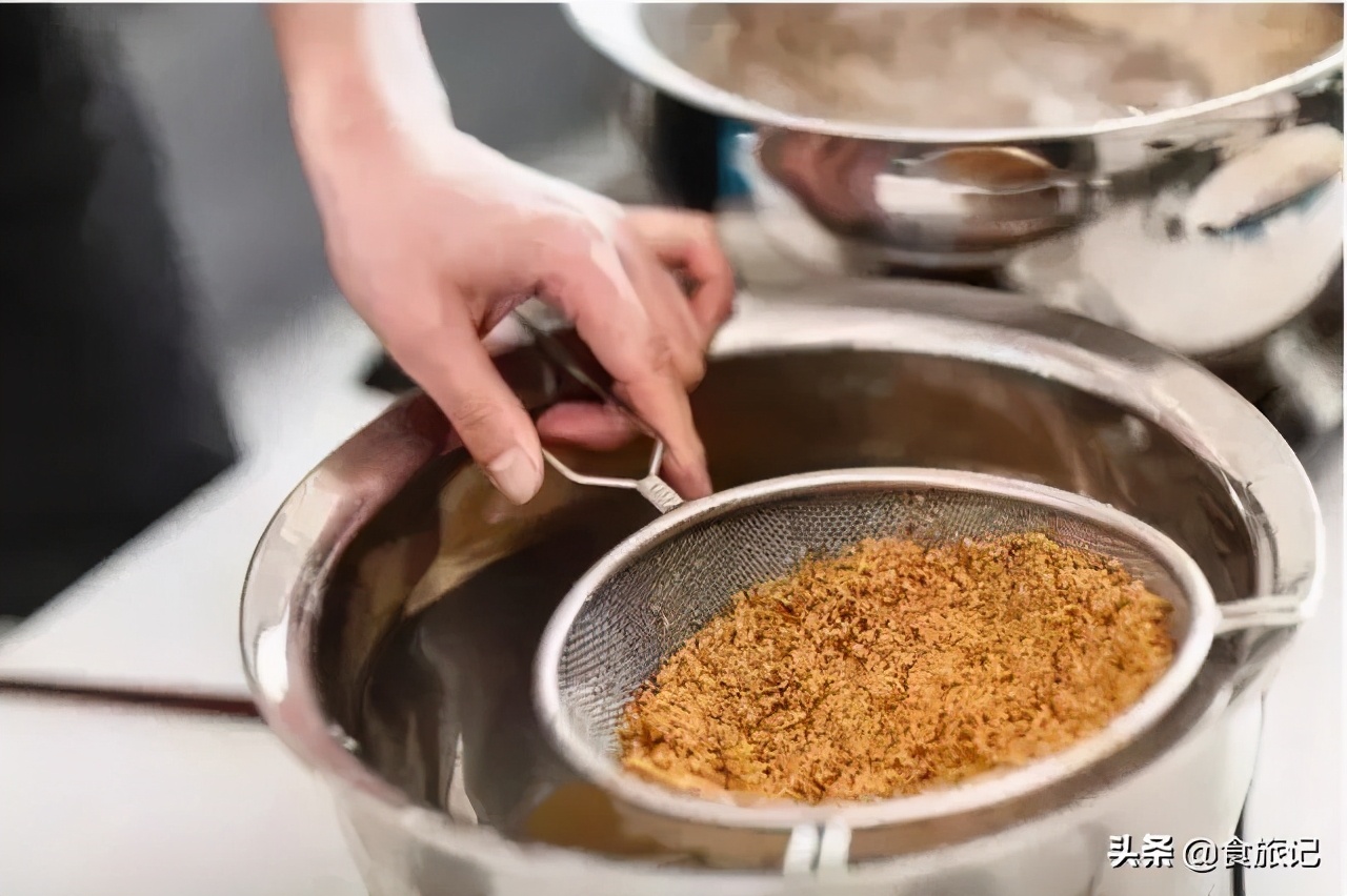 桂花糖露家常做法,桂花香是对秋天最美好的馈赠