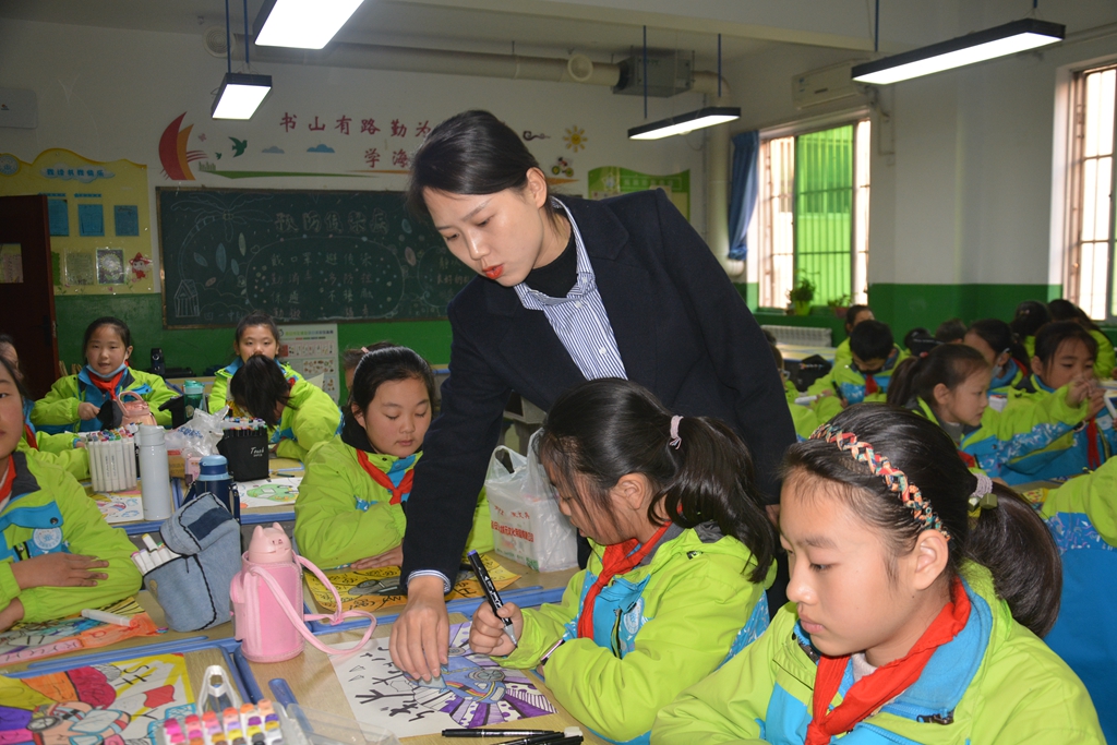 郧西县城关镇中小学双减成果展示,双减措施小学