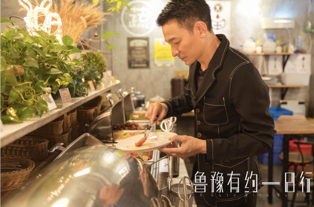 刘德华个人剪发完整视频,刘德华拜访师傅完整视频