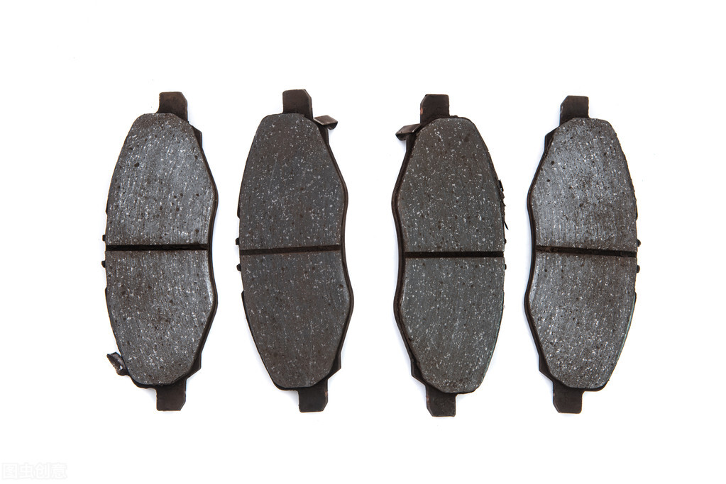 卡罗拉刹车异响吱吱摩擦音,刹车刹停时异响吱吱摩擦音