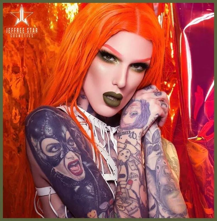 最流行显白的微潮色低调,显白又适合素颜的潮色