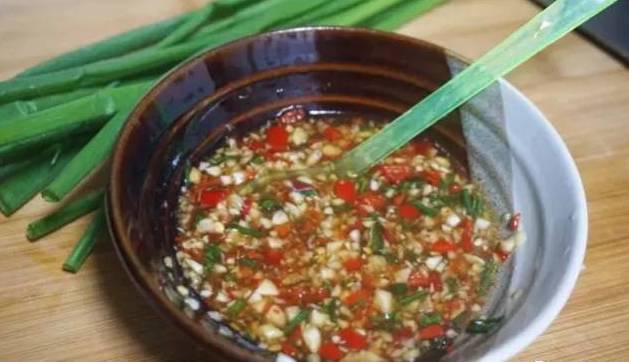 来一盆花蛤，藏不住的鲜