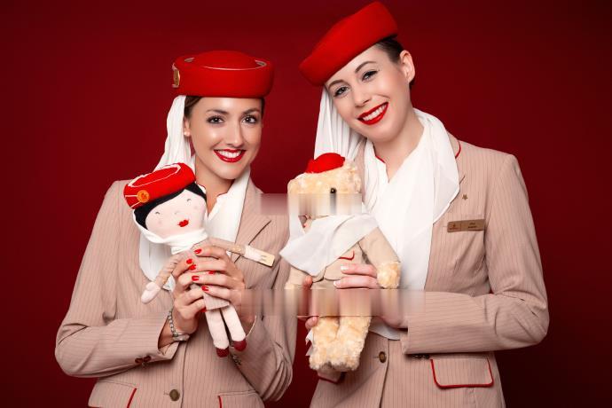 外航空姐制服大比拼 (外航制服赏析视频)