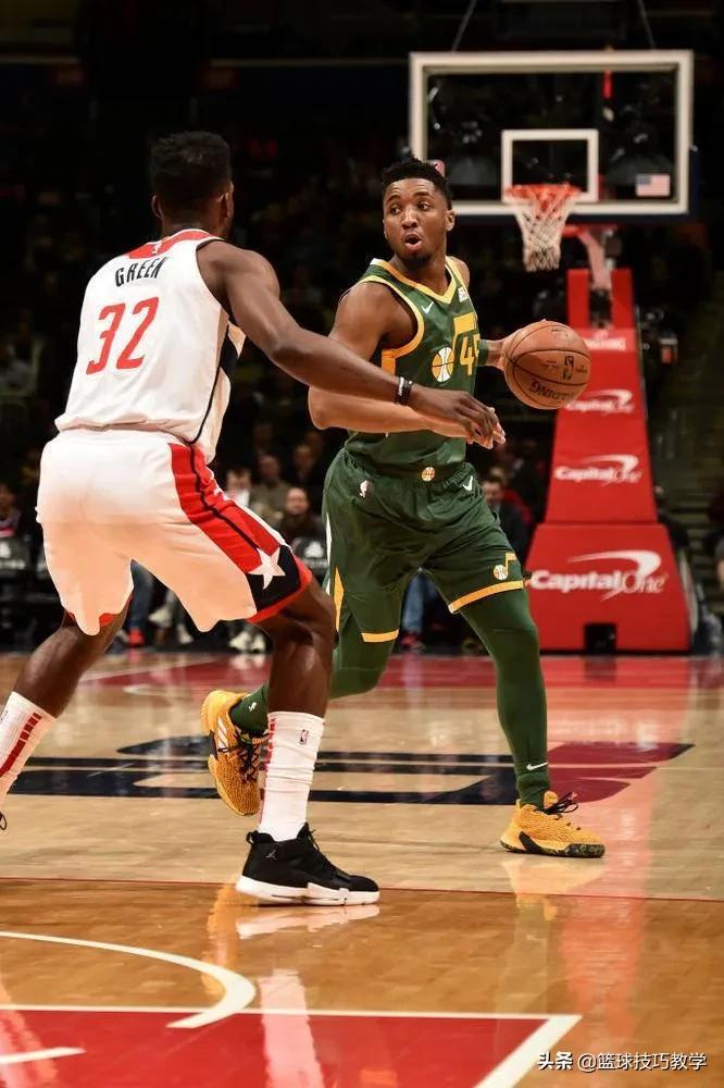 变向突破型后卫适合什么篮球鞋,六投四突的后卫适合什么篮球鞋