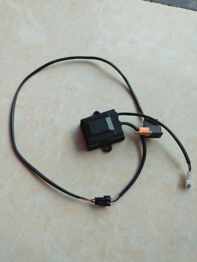 鐢靛姩杞﹀甫鎵嬫満鍏呯數鍔熻兘,鐢靛姩杞﹀姞瑁呮墜鏈哄厖鐢靛彛