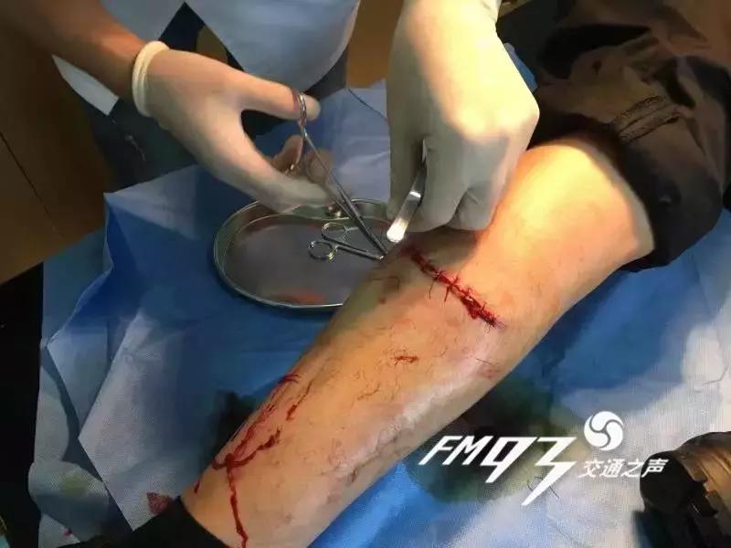 “唐亚武，命令你立即停止工作！”