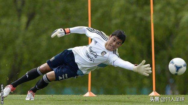 04骞村ゥ杩愪細瓒崇悆闃挎牴寤烽槦鍛樹粖浣曞湪,08濂ヨ繍浼氳冻鐞冮樋鏍瑰环澶哄啝涔嬭矾