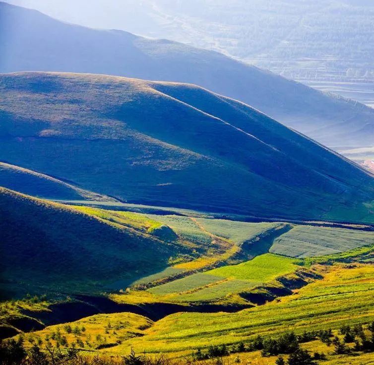 中国天路震撼视频,中国十大惊艳的天路