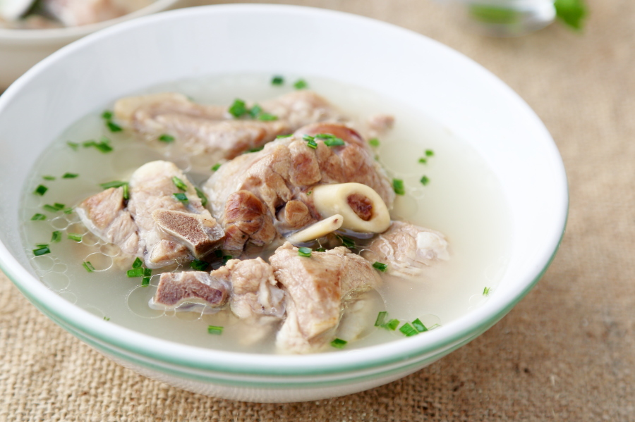 如何熬羊骨头汤,怎样熬羊骨头汤香好喝