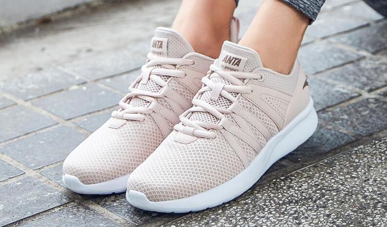 适合夏季穿的透气鞋子,夏天特别透气的鞋子推荐