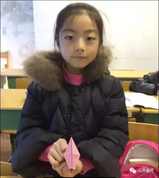 三年级想象作文老鼠乘纸飞机,纸飞机的作文三年级