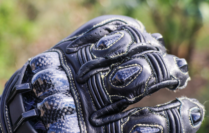 平价摩托车手套测评,冬季骑行手套摩托车测评