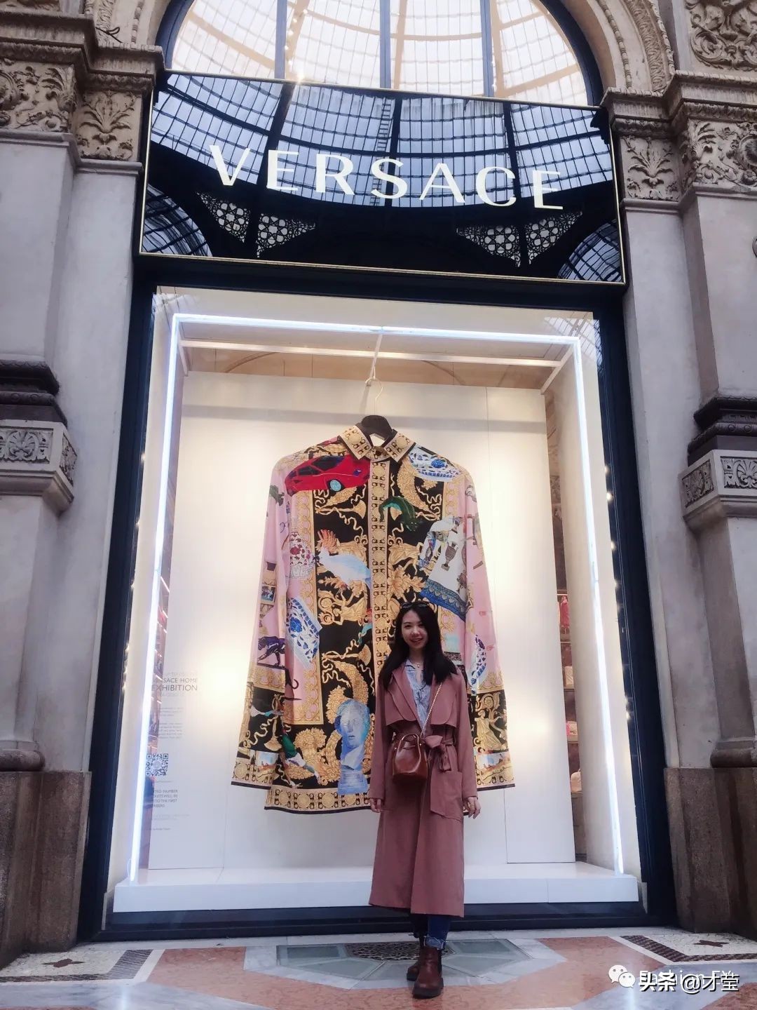 米兰读时尚管理的外国同学们，竟都爱上我这款淘宝卖几十块的包？