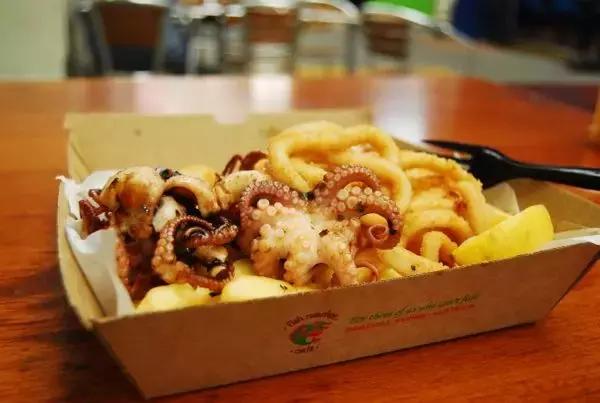 曝光黑心鱼商,悉尼海鲜鱼市场