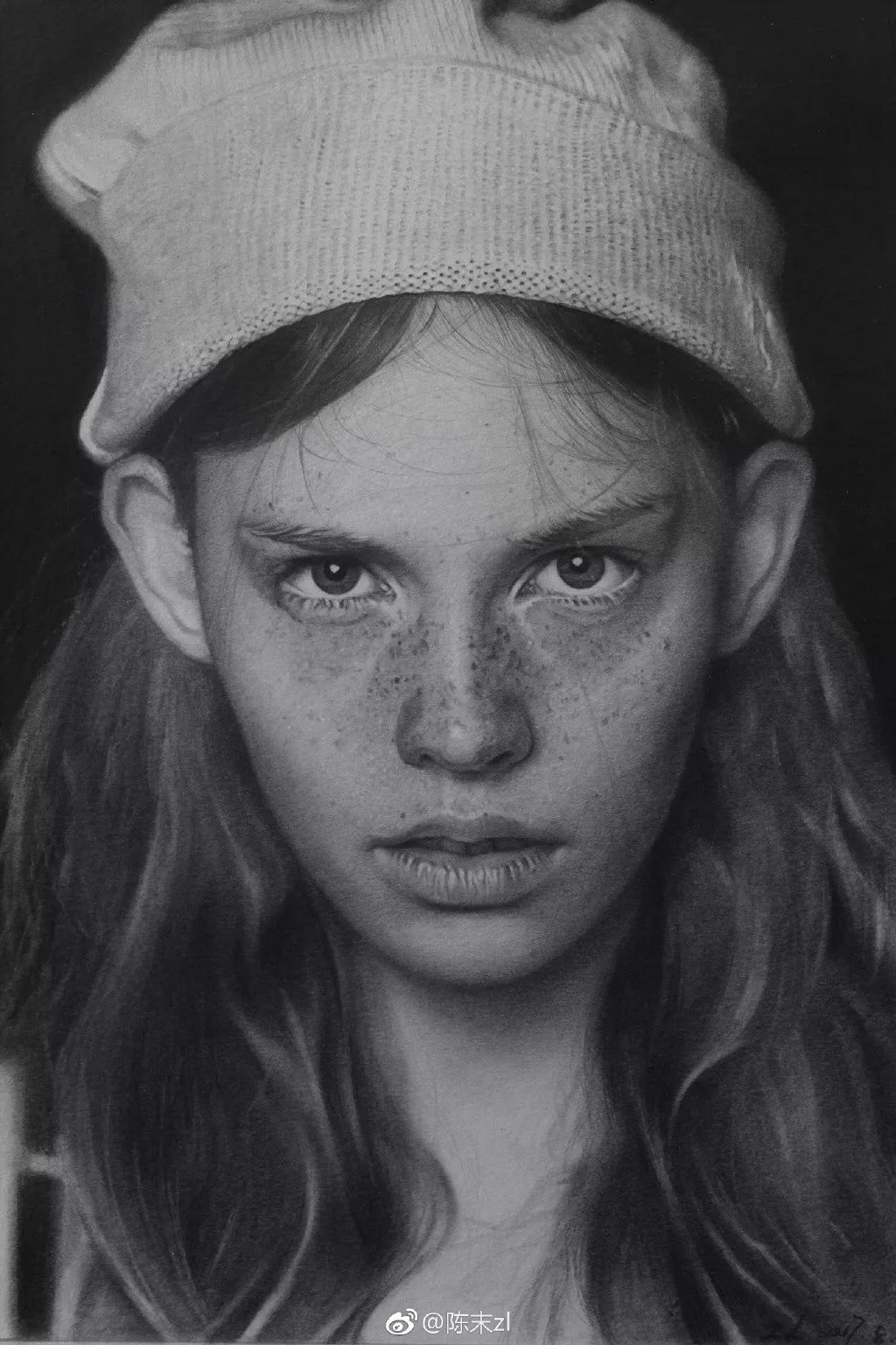 大学没毕业，95后妹纸用一支铅笔就撩到了范冰冰！这...