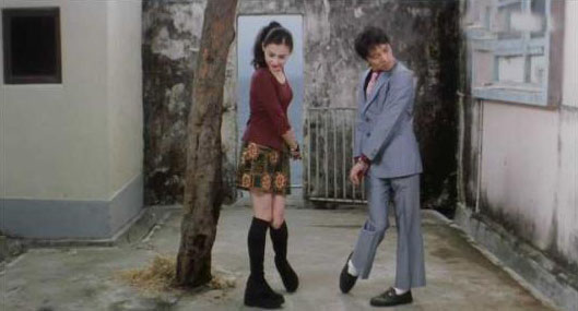 做人要有梦想不然跟咸鱼有区别,做人无梦想同条咸鱼有什么分别