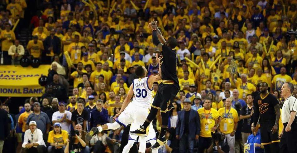 总决赛最伟大投篮,乔丹魔术师总决赛拉杆