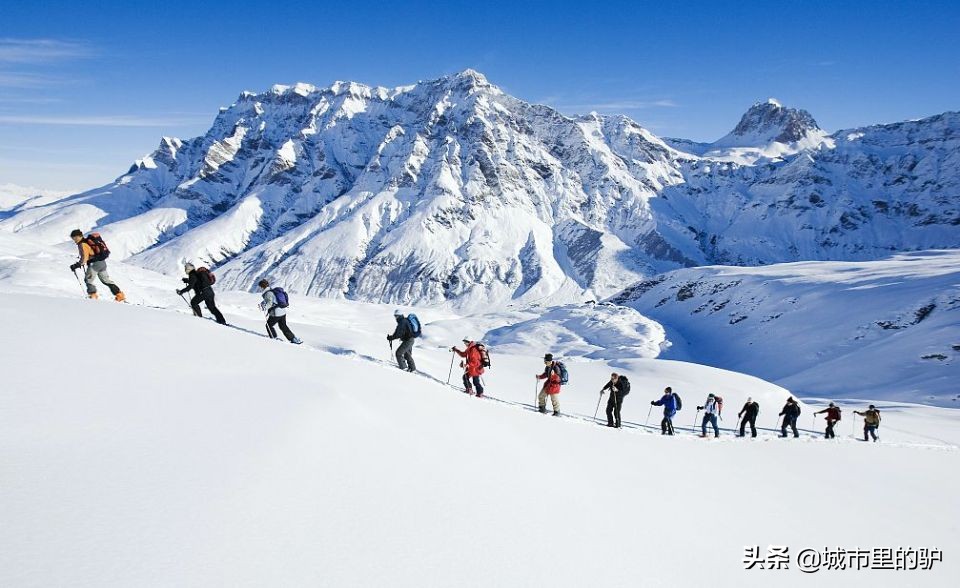 徒步护膝用开放式还是包裹式,徒步护膝是预防型还是加强型