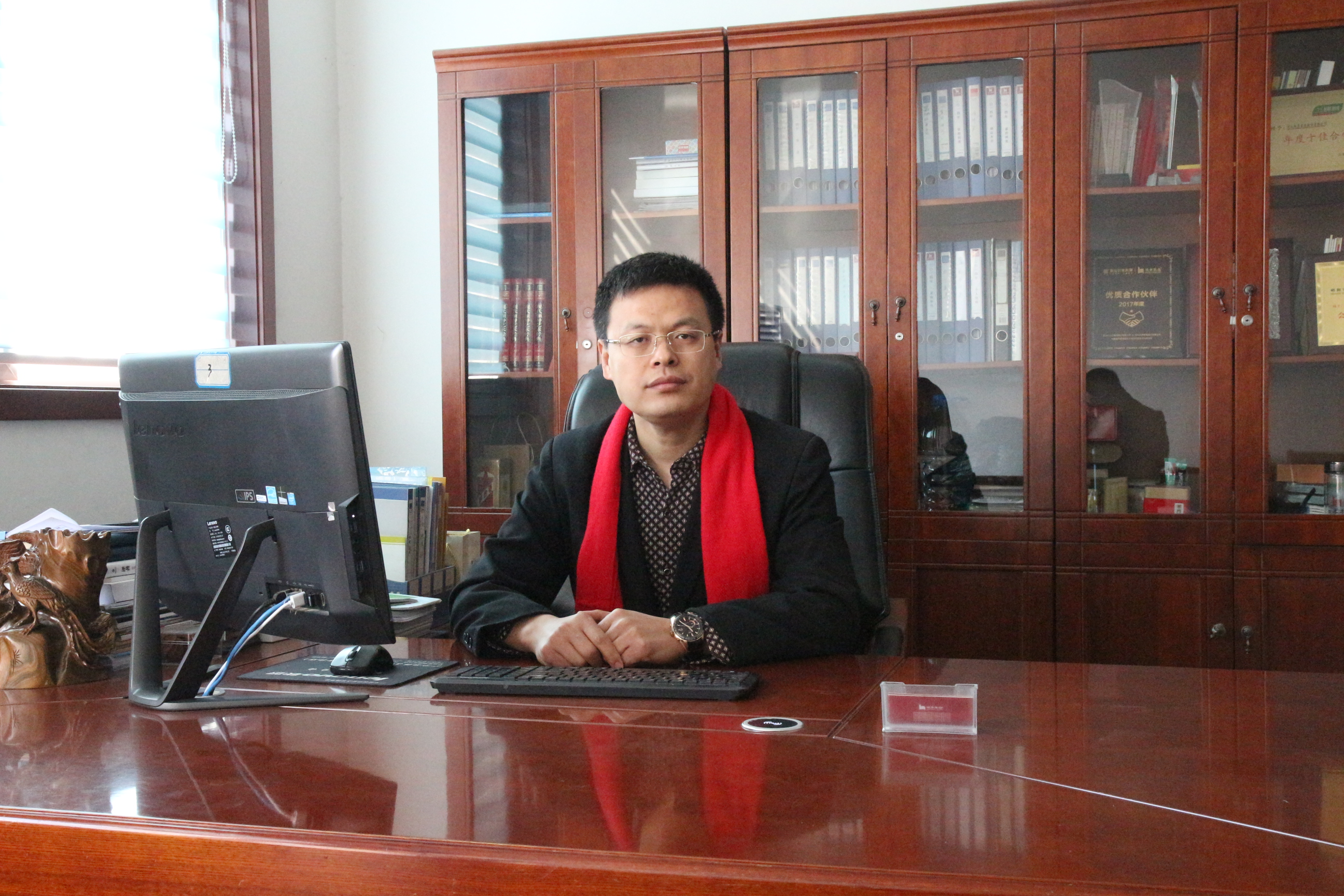 诚信铸品牌质量创伟业——河北双李家具有限公司科学发展纪实