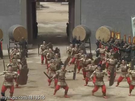 三国演义全集解说央视,三国演义连续剧片段赤壁鏖战