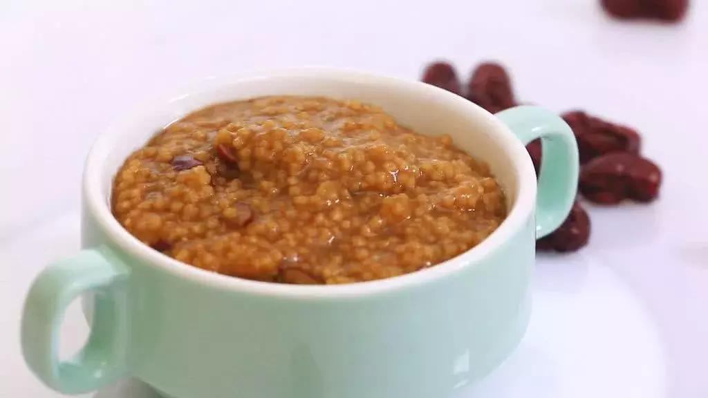 产后排恶露，3款食物你绝对少不了！2种情况需了解，有应对办法