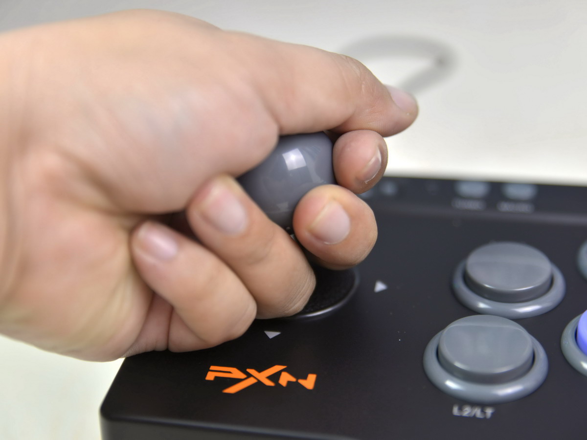 格斗游戏和模拟器,莱仕达pxn-0082怎么连接电脑