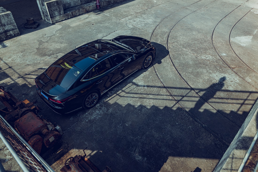 选择顶配LS500h的理由是什么?“马克莱文森音响”